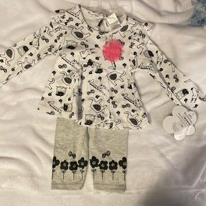 Two piece set with cute flower